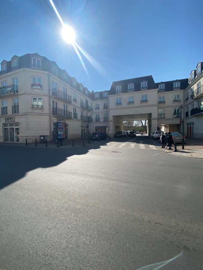Ferienwohnung Le Rétro Chic - T2 Haut Standing au cœur de Corbeil - 48 m2 Exterior foto